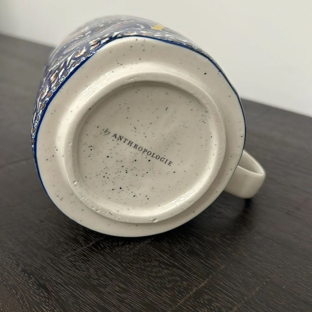 Anthropologie A Monogram Initial Floral cofre mug